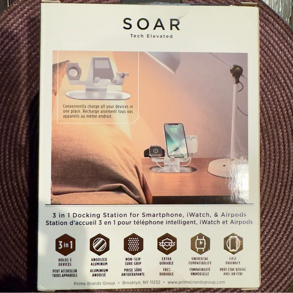 “SOAR Tech Elevated” 3-in-1 Docking Station - Silver